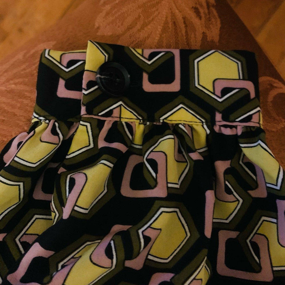 Dress - Picture 3 of 4